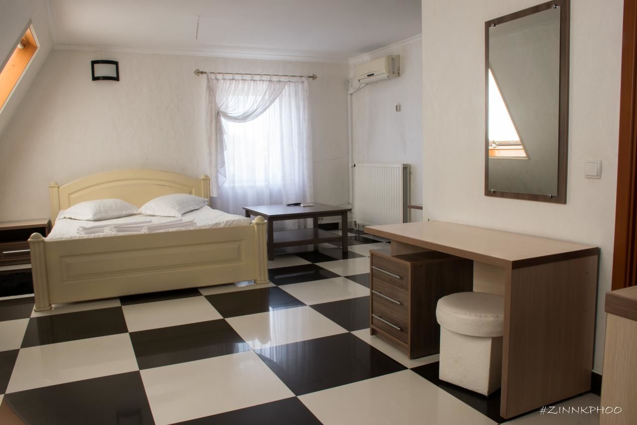 Отель Kedem Hotel Lipiny-10